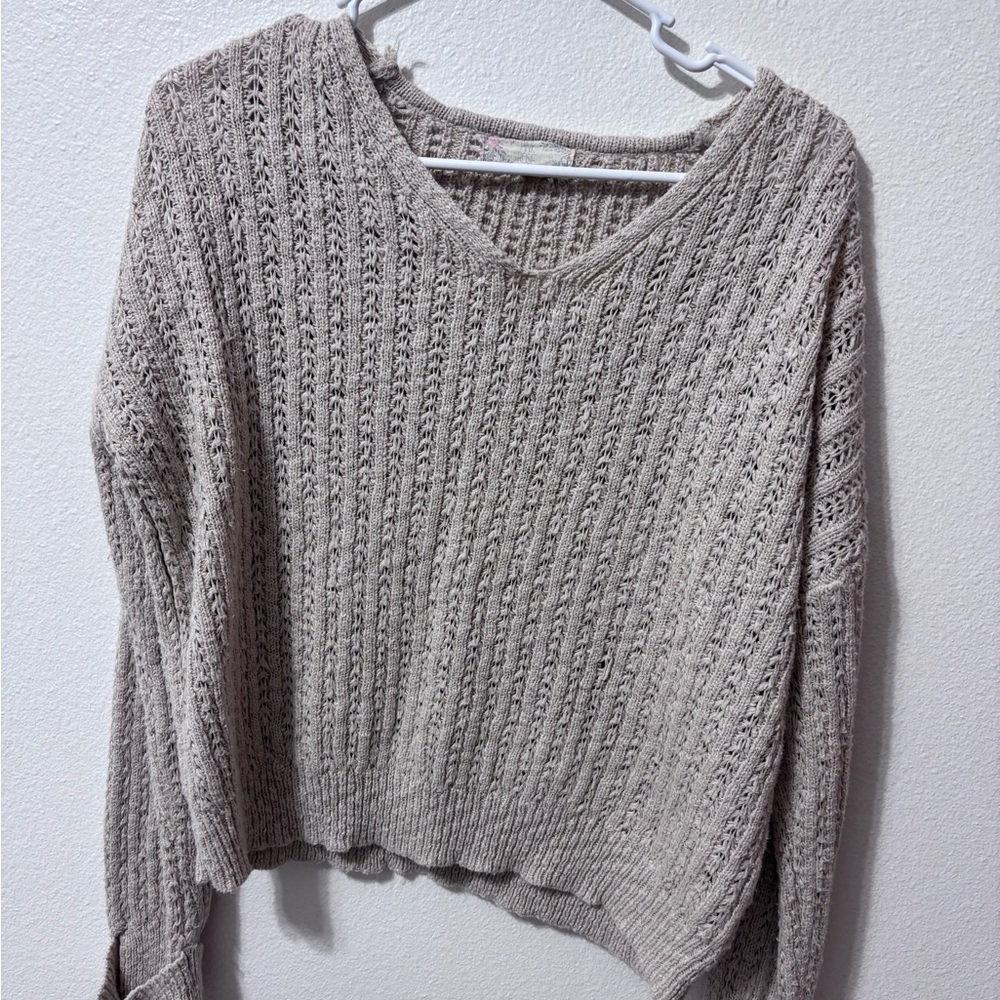 Cozy Knit V-Neck Sweater - Cream